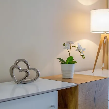 Apartment Awanport Zeromskiego By Renters *