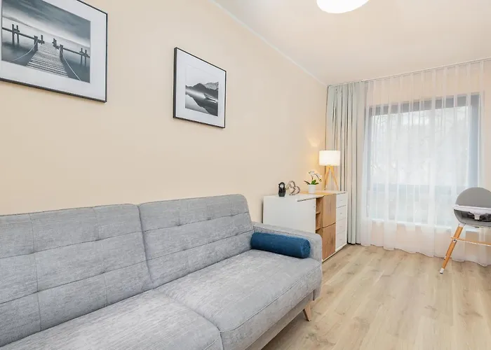 Awanport Zeromskiego By Renters *