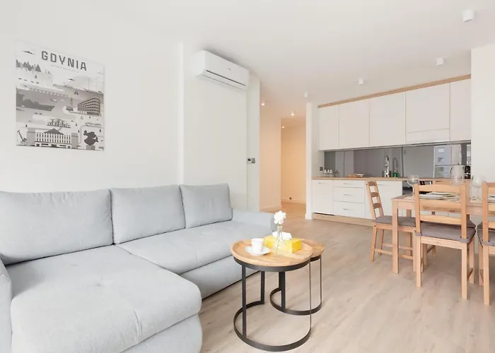 Awanport Zeromskiego By Renters Apartment